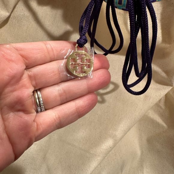 Tory Burch purse - Picture 2 of 9